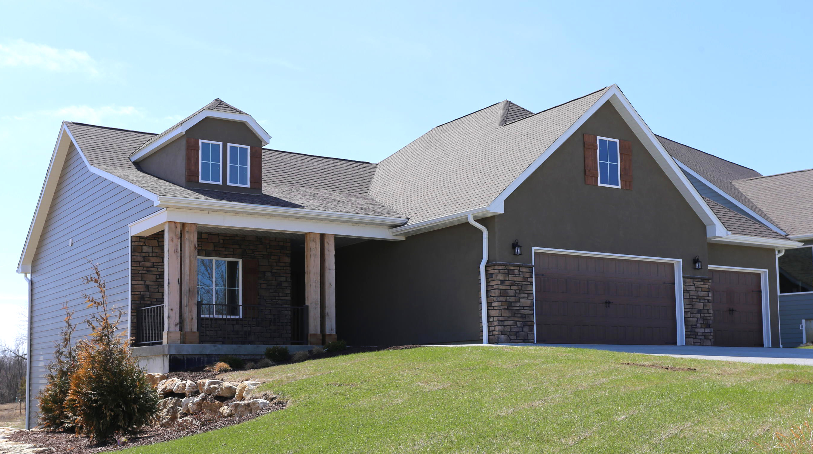 4730StoneMtn Tompkins Homes & Development